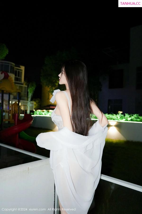   [XiuRen]高清写真图 2024.07.05 No.8817 Erikaki 性感美腿第9张图片